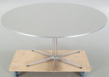 ARNE JACOBSEN, bord, "Cirkulär / A826,", Fritz Hansen, 2000-tal.