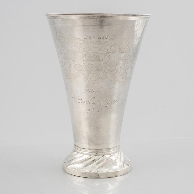 A silver beaker by Lars Löfgren, Hudiksvall (1797-1853).