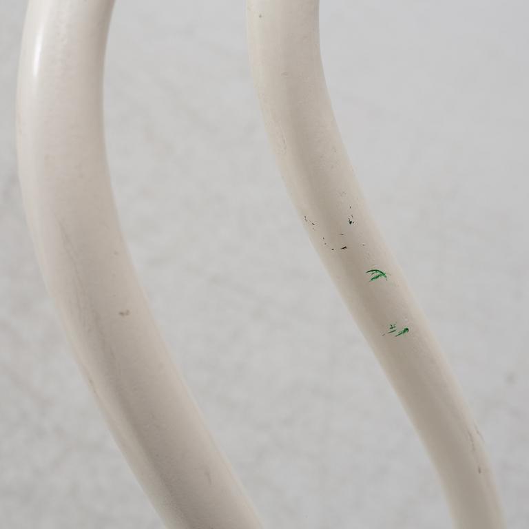 Stolar i böjträ, 6 st med en pall, 1900-talets andra hälft.