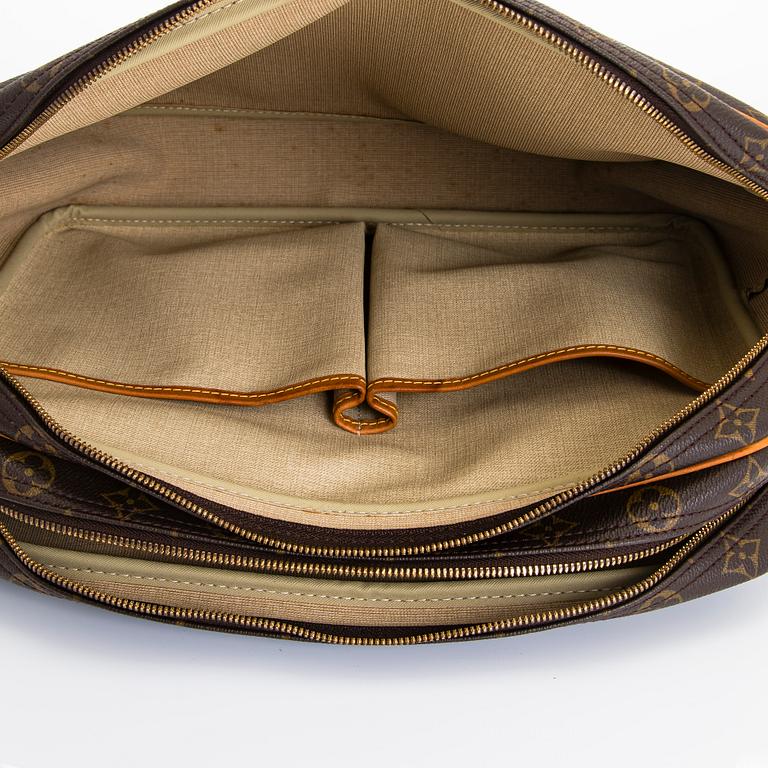 Louis Vuitton, väska, "Reporter GM".