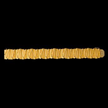 CHRISTOPH BURGER, A BRACELET Signs, 18K gold, Lapponia 2000.