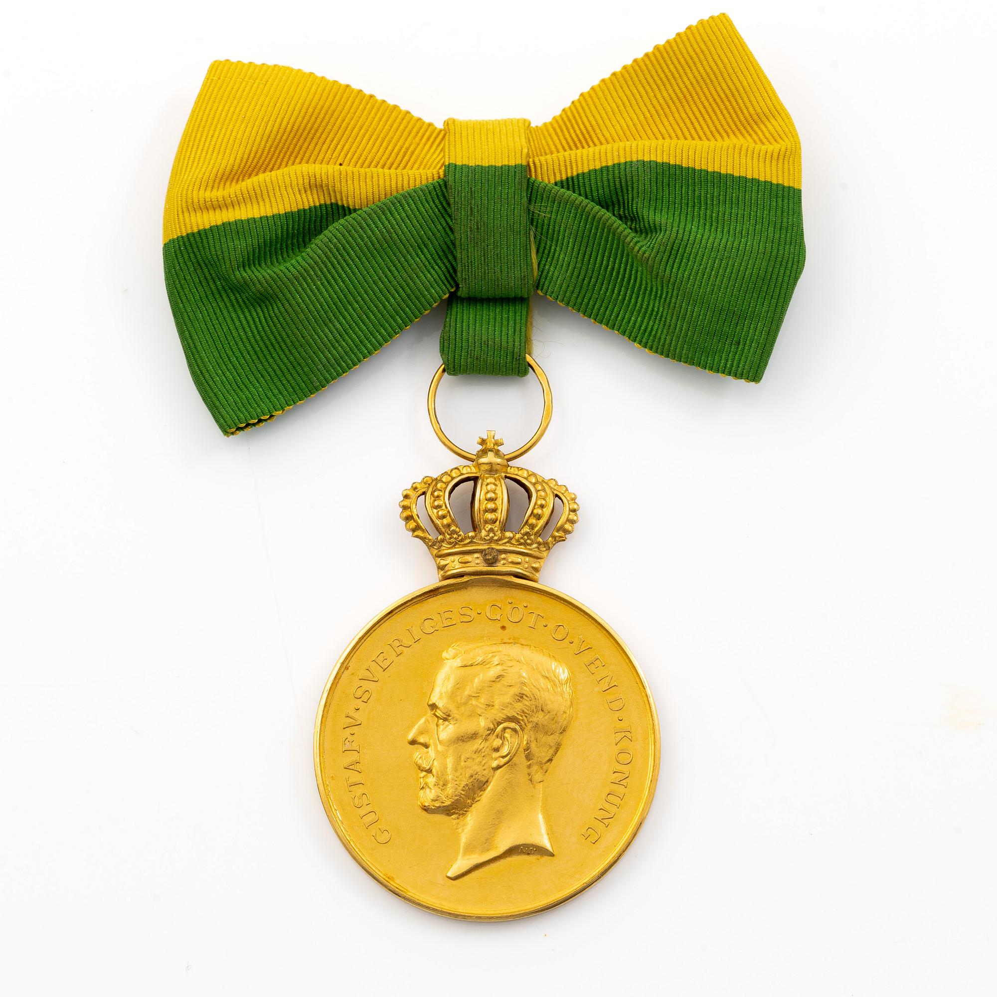 Gustav V, gold medal, Royal Patriotic Society, "for long-standing faithful service".
