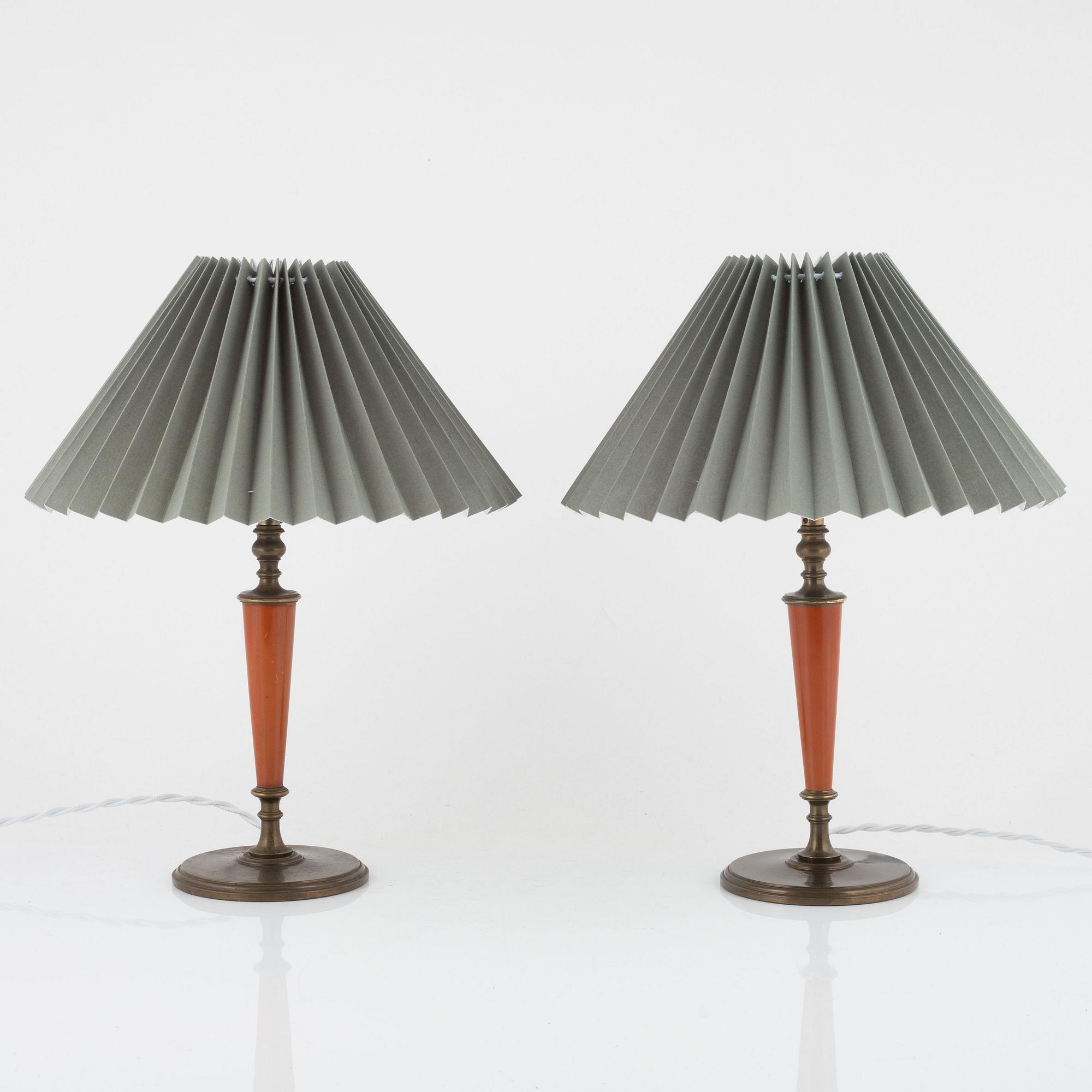 Erik Tidstrand, a pair of table lamps, model "26551", Nordiska Kompaniet, Sweden 1920s.