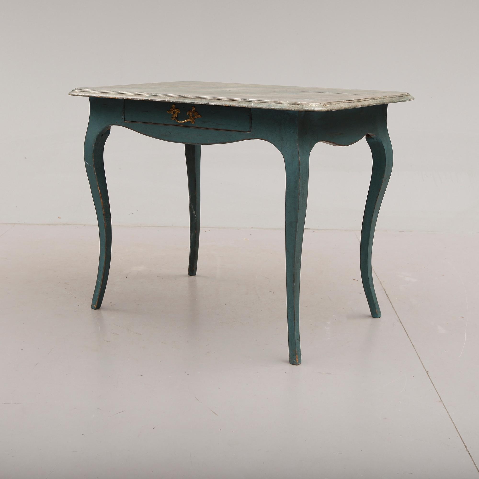 SKRIVBORD, rokokostil, 1800-talets första hälft.