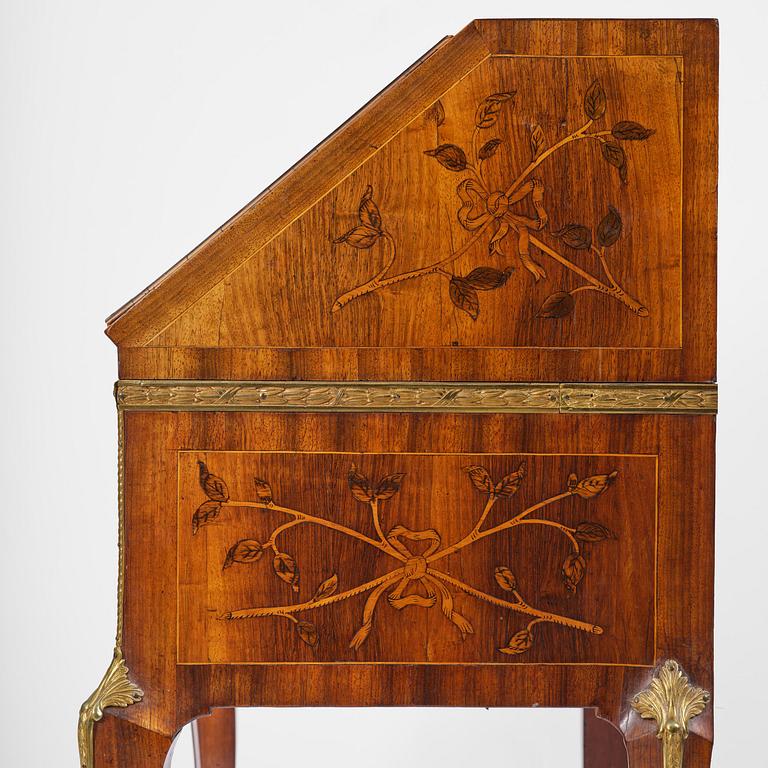 A Gustavian late 18th century secretaire attributed to Jonas Hultsten (master in Stockholm 1773-1794).