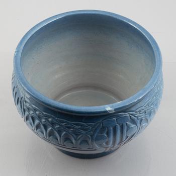 A Jugend pot, Gefle, early 20th century.