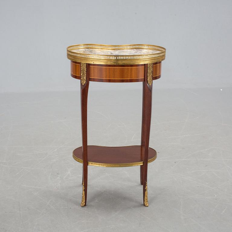 BORD, Louis XVI-stil, 1900-tal.
