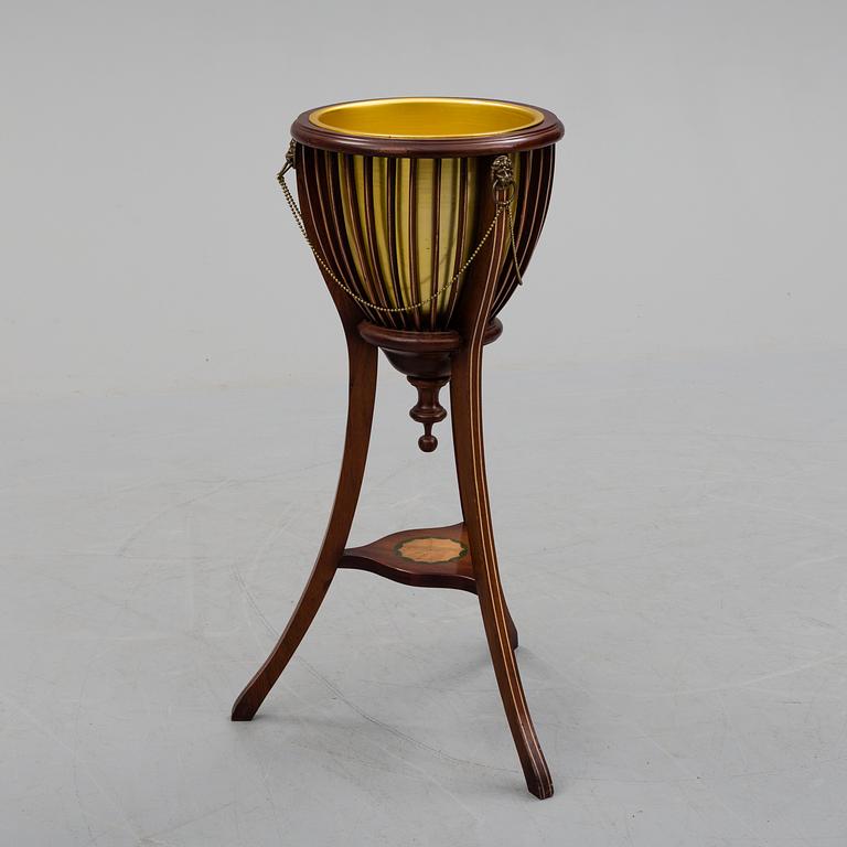 A later part of the 20th century champagne cooler.