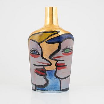 Ulrica Hydman-Vallien, a unique vase, Kosta Boda.