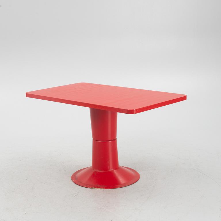 Yrjö Kukkapuro, a 'Saturnus' table, Haimi, Finland, 1970's.