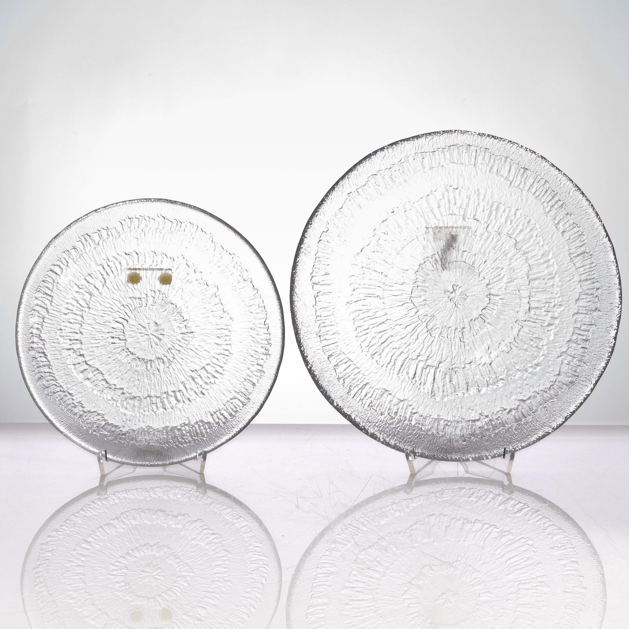 Tapio Wirkkala, tallrikar och skålar, 51 delar, "Solaris", Iittala, Finland.