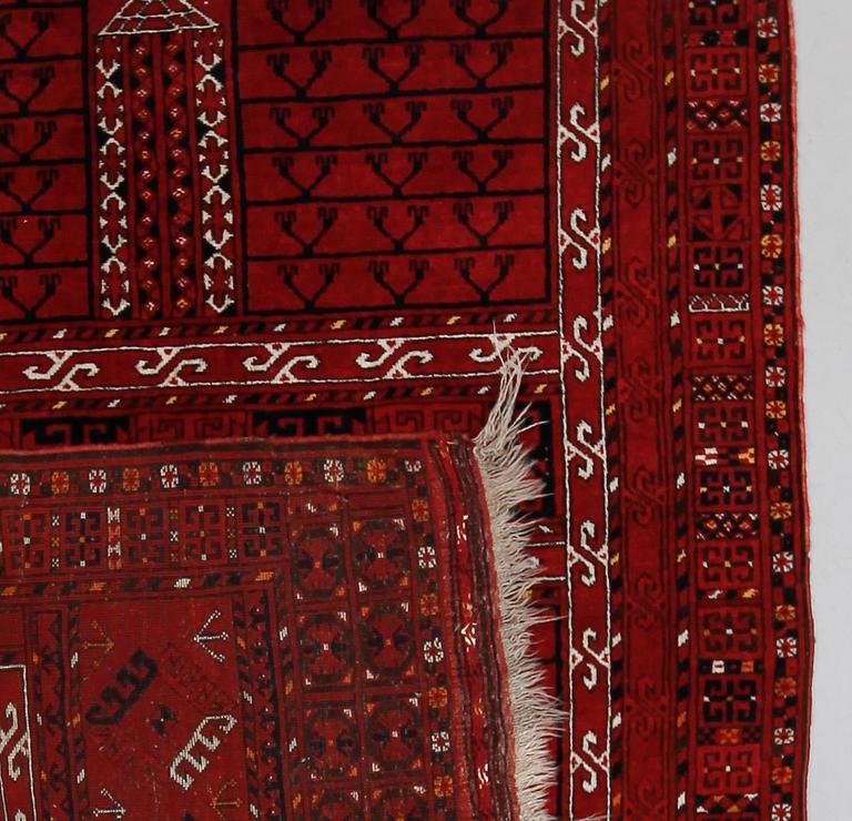 MATTA, orient, ca 220 x 165 cm.