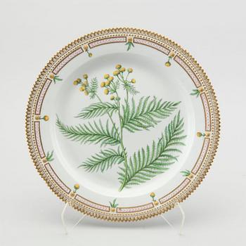 A Royal Copenhagen Flora Danica porcelain plate.