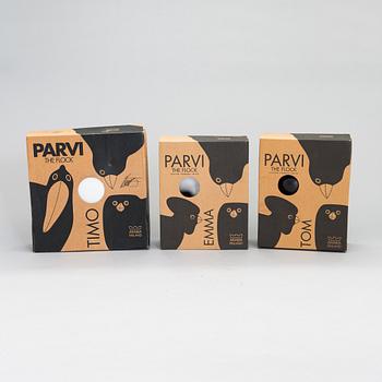 Howard Smith, figuriineja, 3 kpl, keramiikkaa, sarjasta Parvi, Arabia 1900-luvun loppu.