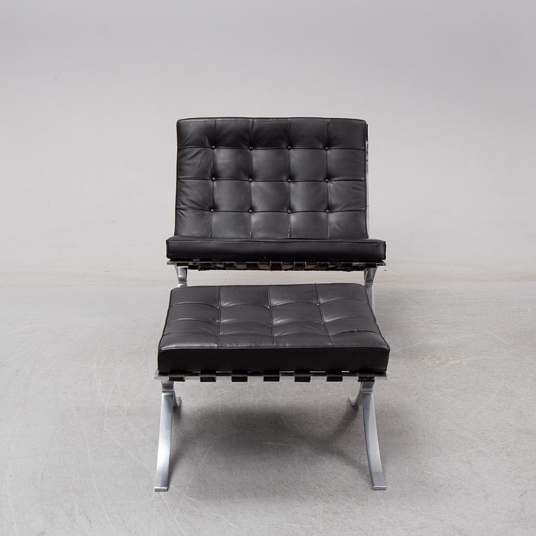 Ludwig Mies van de Rohe, fåtölj med fotpall, "Barcelona", Knoll.