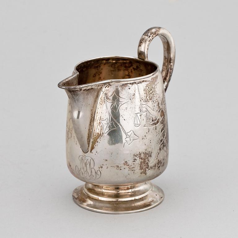 KAFFEKANNA och GRÄDDKANNA, silver, Clement, Danmark.