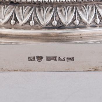 SKÅL PÅ FOT, silver, sengustaviansk stil, Finlands Guldsmeds ab, Åbo 1903.