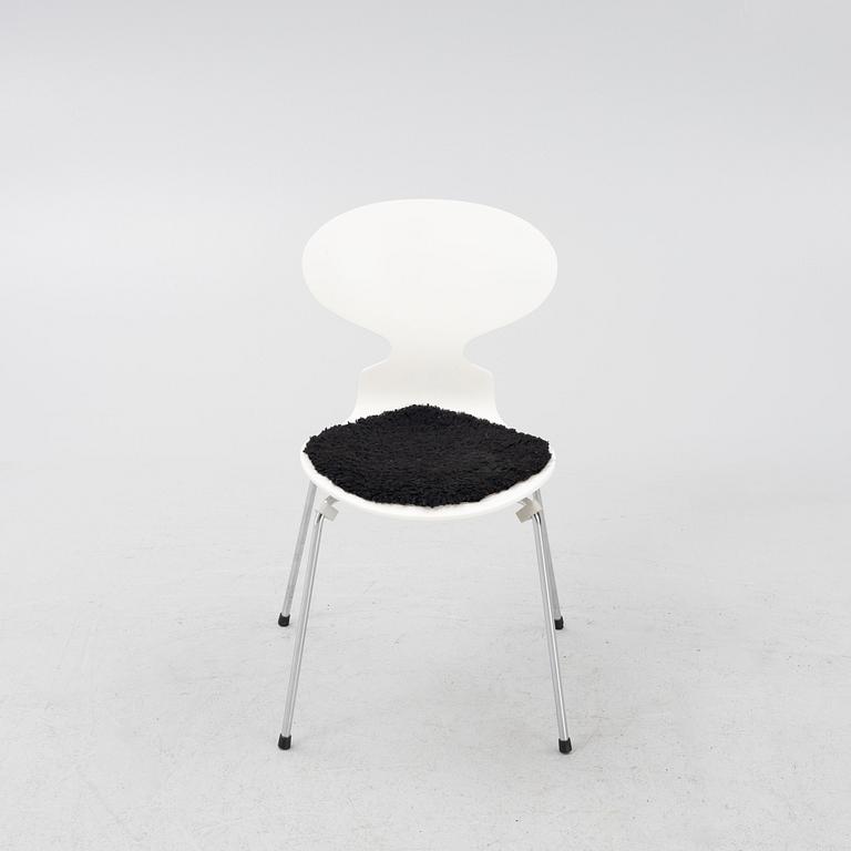 Arne Jacobsen, an 'Ant' chair, Fritz Hansen, Denmark, dated 1998.