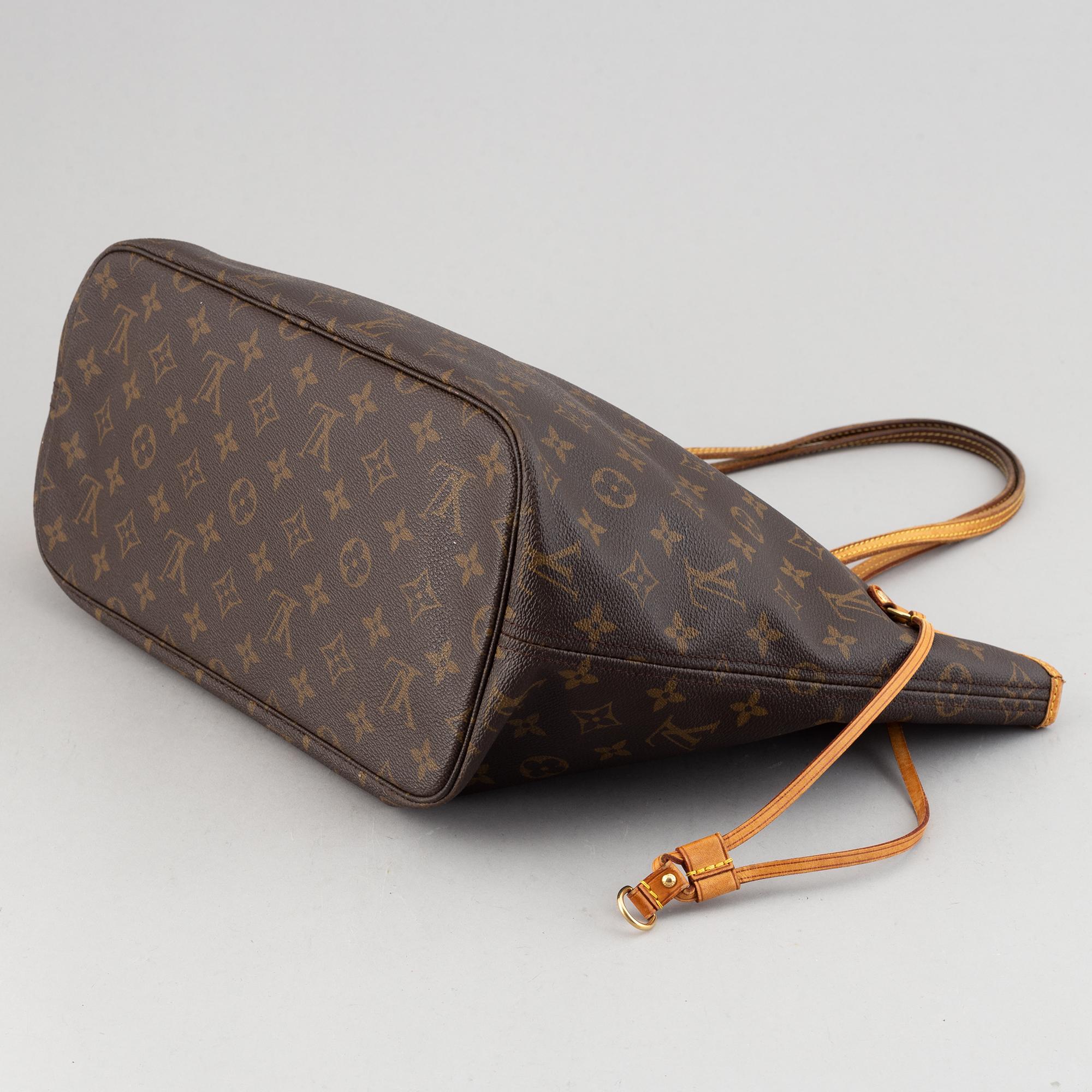 Louis Vuitton, 'Neverfull MM'.