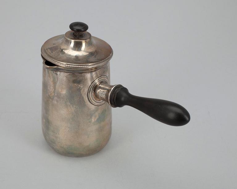 MJÖLKKANNA, silver, möjligen Paris 1723 Frankrike. Tot. vikt ca 318 gr.