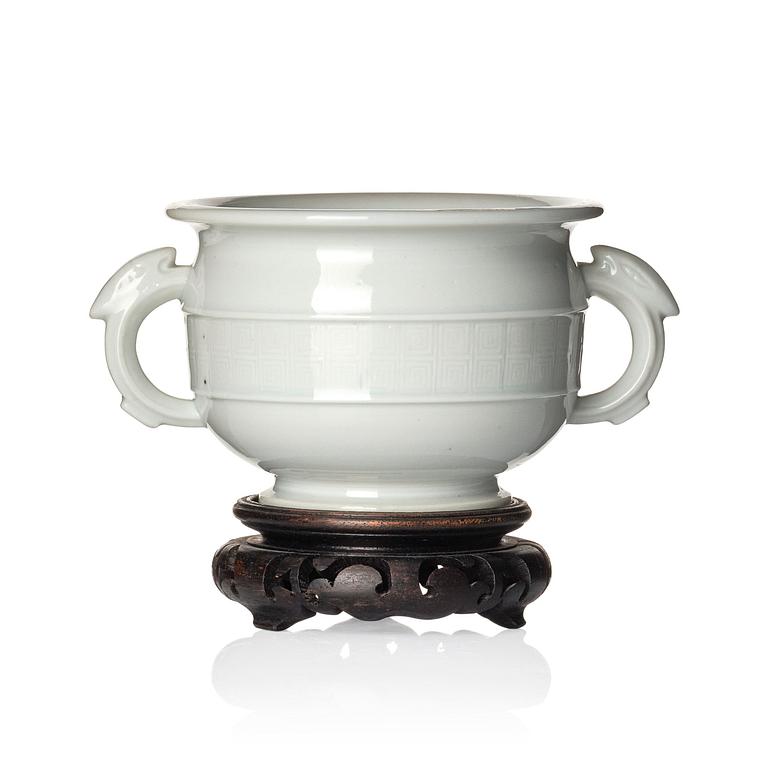 A blanc-de-chine censer, Qing dynasty, Kangxi (1662-1722).