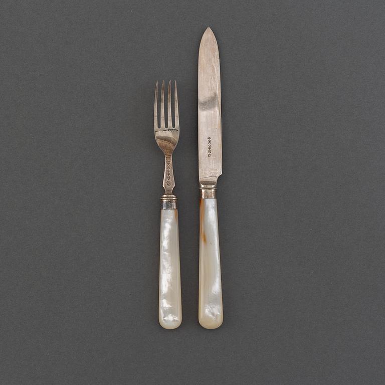 Fruit cutlery, 24 pcs, silver, silver plate and mother of pearl, William Hutton & Sons Ltd, Sheffield, 1914.