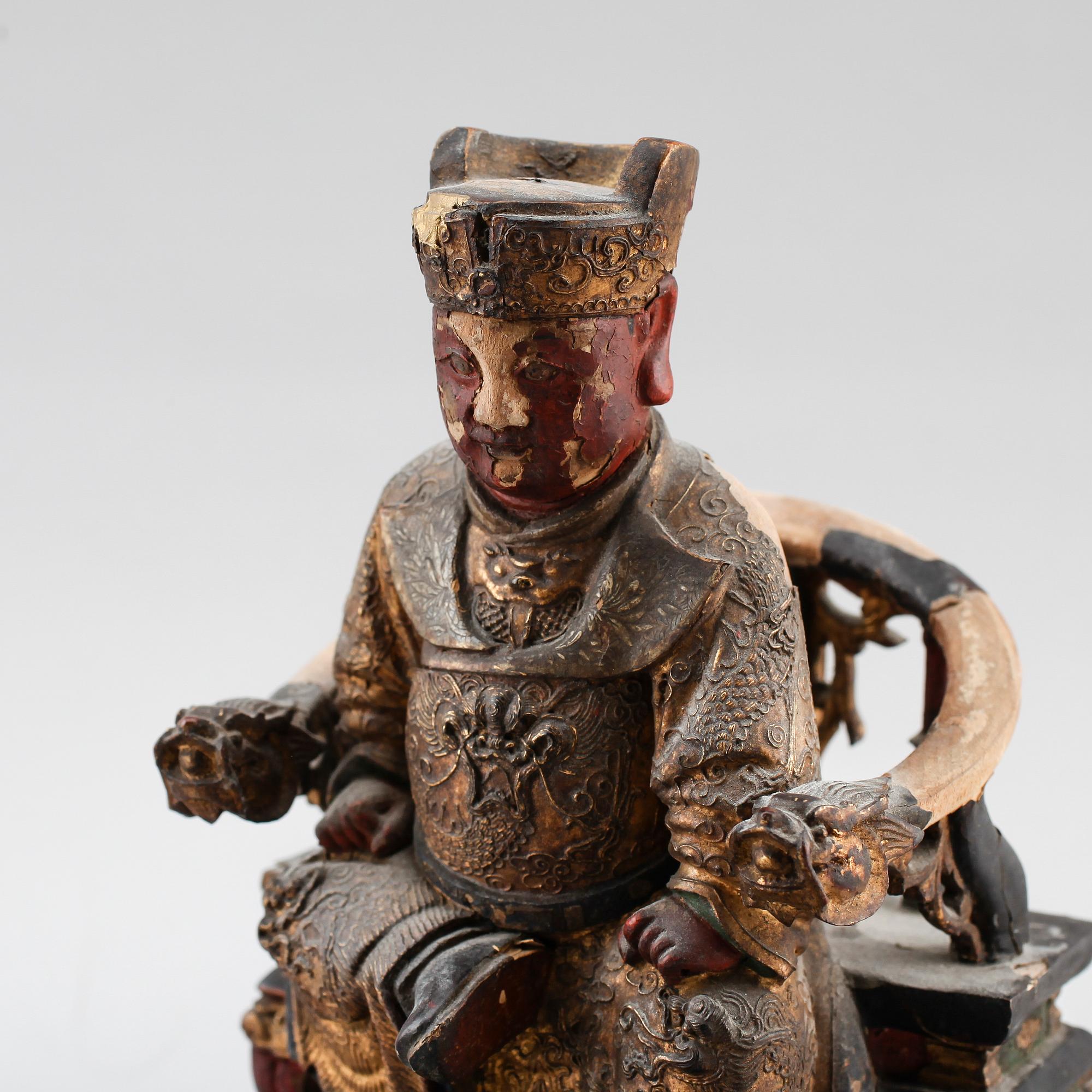 SKULPTUR, snidat trä, Kina, sannolikt 1800-tal.