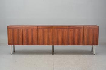 SIDEBOARD, jakaranda, IB Kofoed Larsen för Säffle Möbelfabrik. 1960-tal. CITES-intyg medföljer.