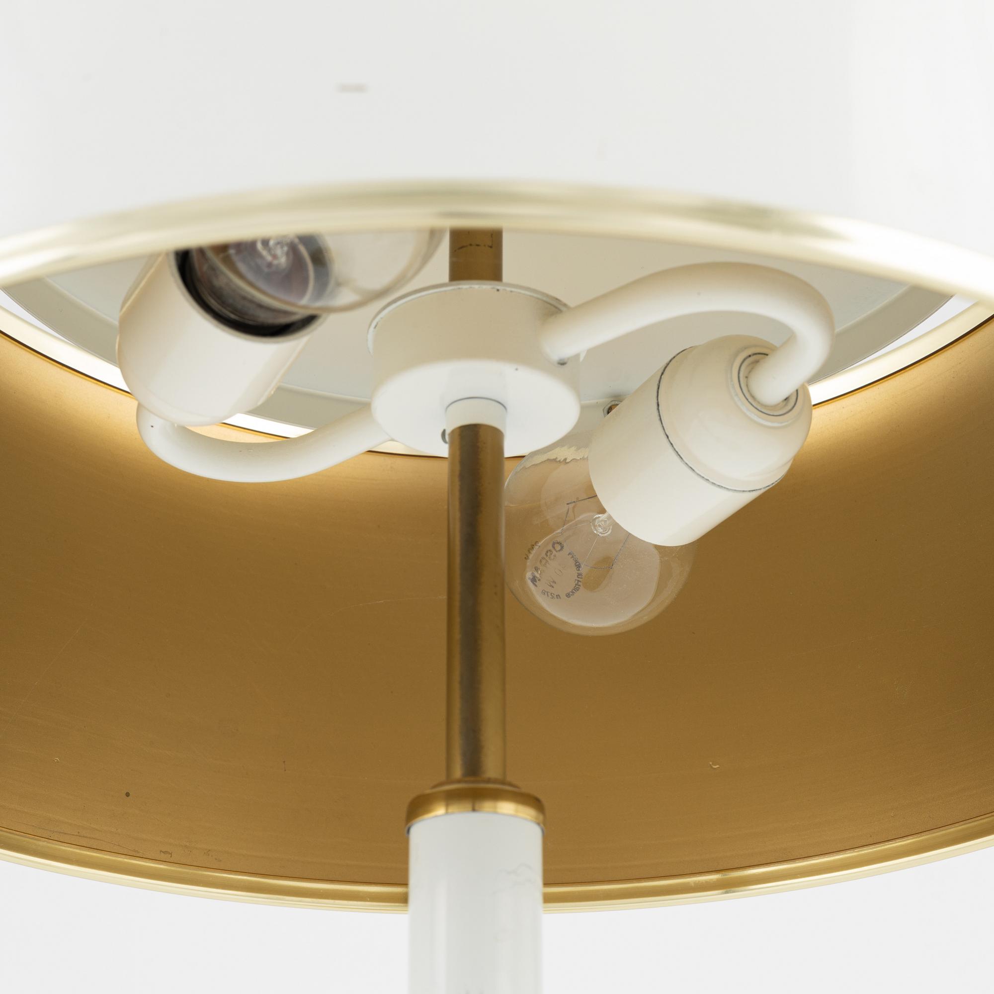 A model 8423 table light, Boréns, later part of the 20th Century.