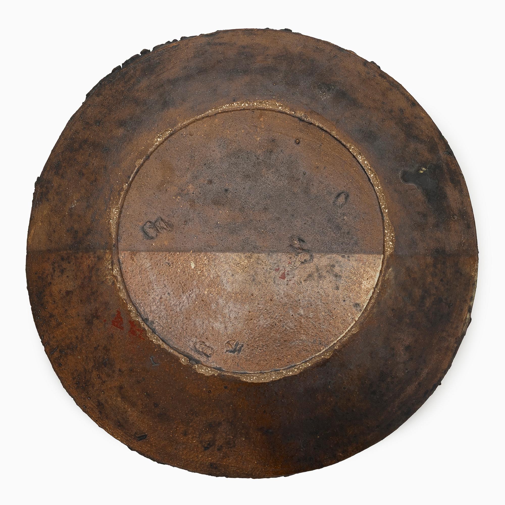 Kati Tuominen-Niittylä, Decortive dish stoneware, signed KTN Finland.