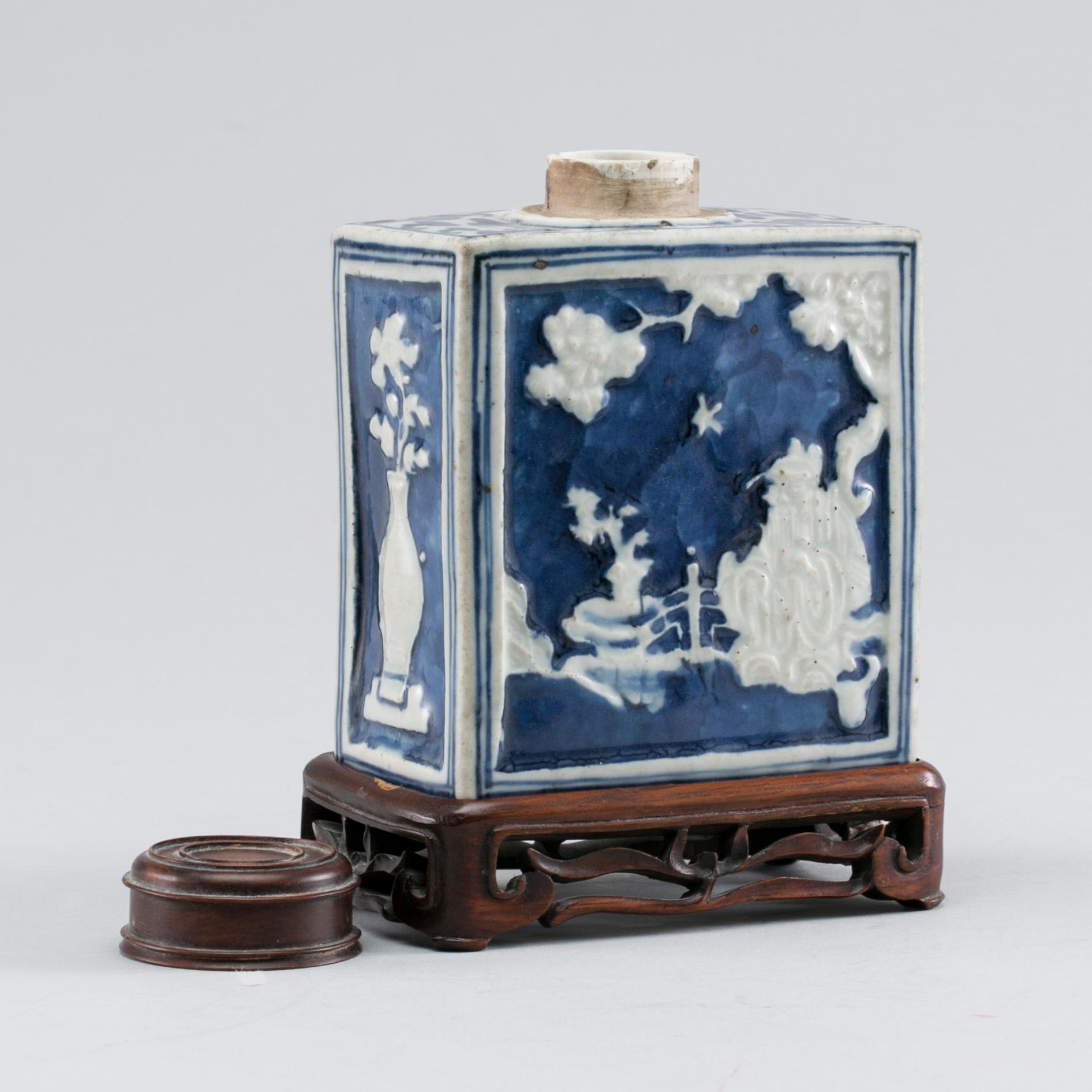 TEDOSA, porslin, Kina, Qingdynastin, Kangxi (1662-1722).
