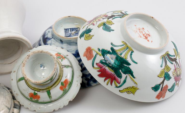 PARTI ORIENTALISK KERAMIK, 6 delar, 1800/1900-tal.