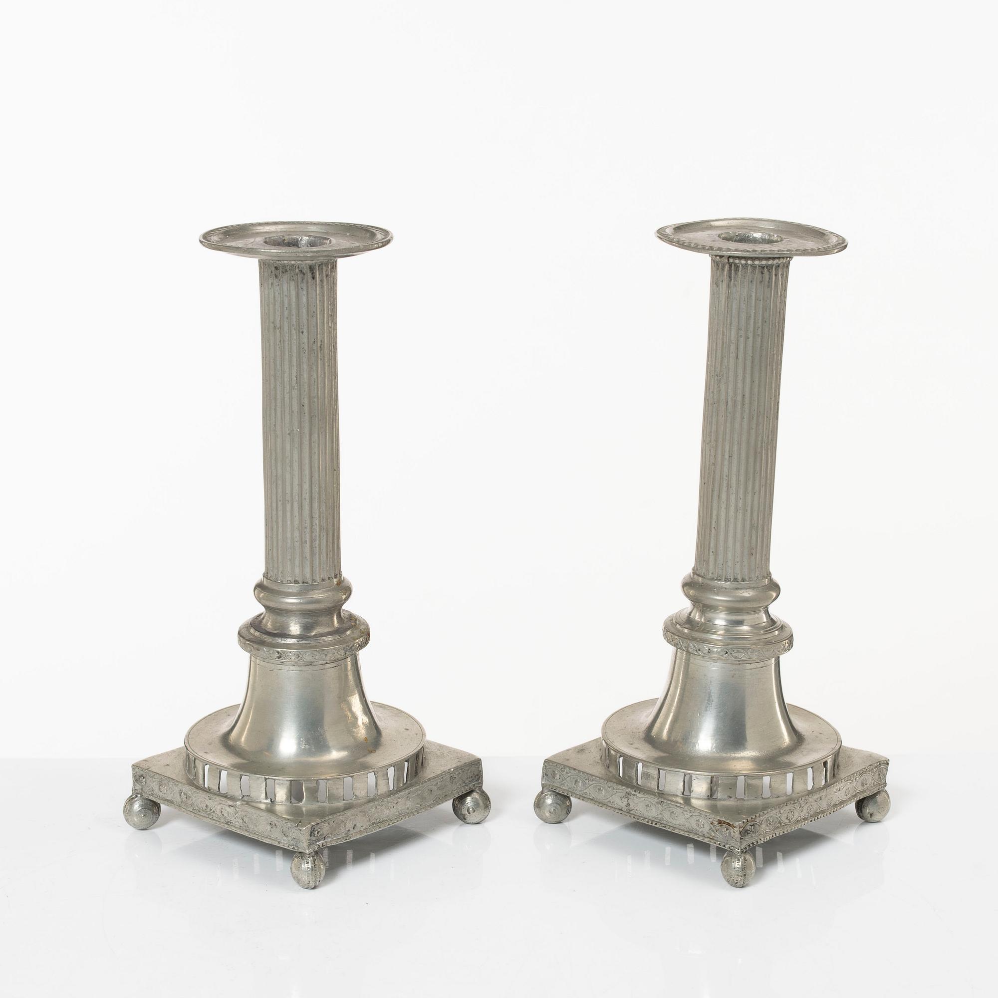 Ljusstakar, ett par, av Carl Petter Eckerström, Västerås 1827, Sengustavianska.