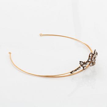 Diadem 18K guld och silver med gammalslipade diamanter.