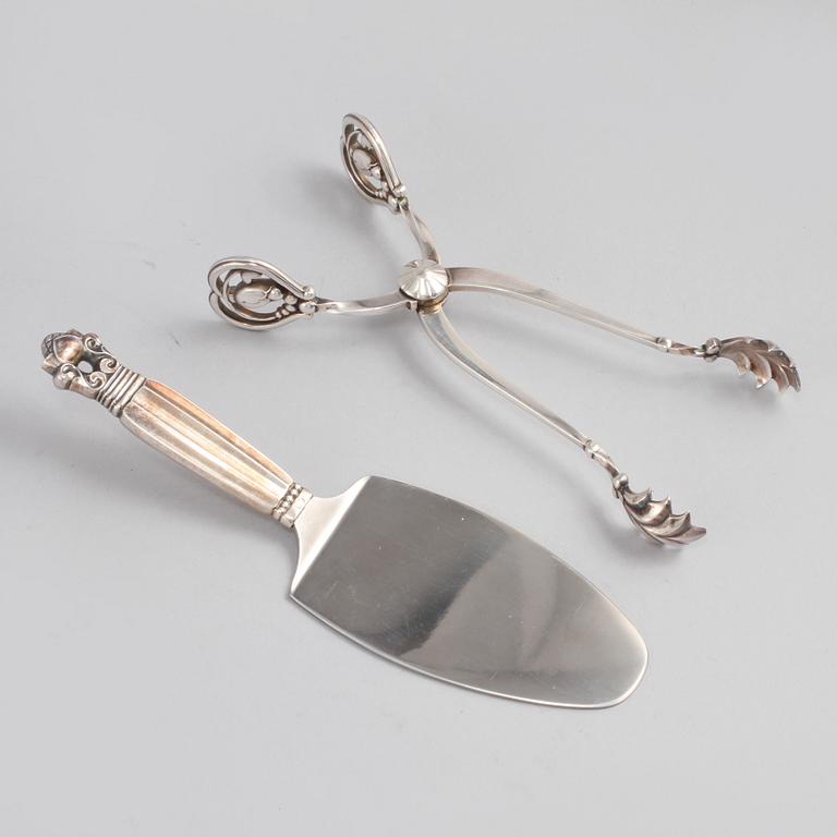 SANDWICHSPADE och KAKTÅNG, silver, Georg Jensen, Danmark, 1900-tal.