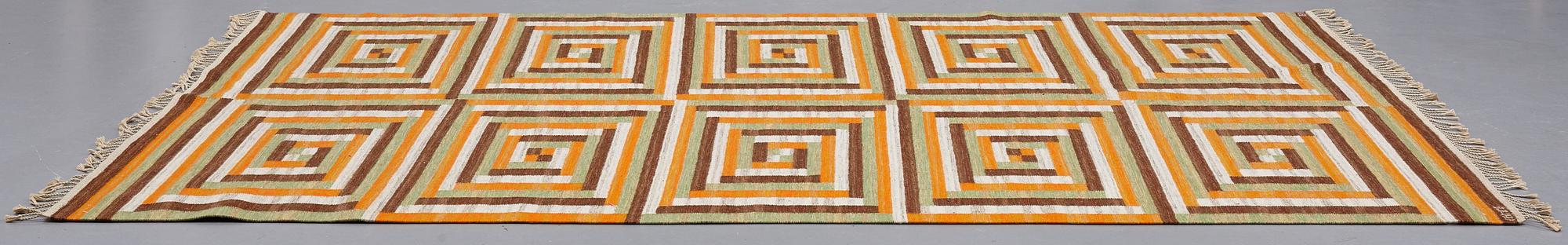 Barbro Nilsson, MATTA, "Ostia orange", rölakan, ca 339,5 x 245 cm, signerad AB MMF BN.