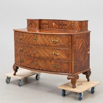 Bureau with upper section, late Baroque, first half/mid-18th century.
