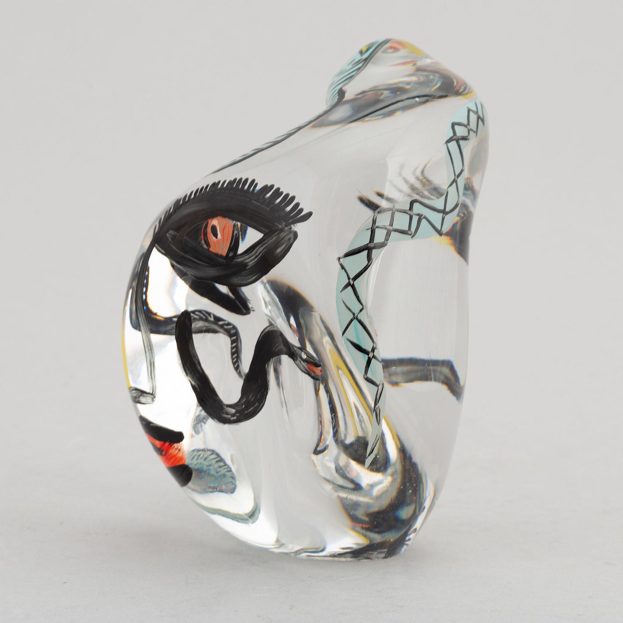 Ulrica Hydman-Vallien, a signed glass sculpture, Kosta Boda, 1998.