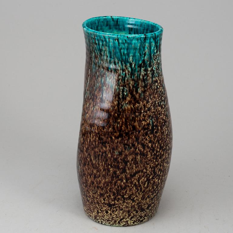 A stoneware vase from Les Potiers d’Accolay, France, 1950's.