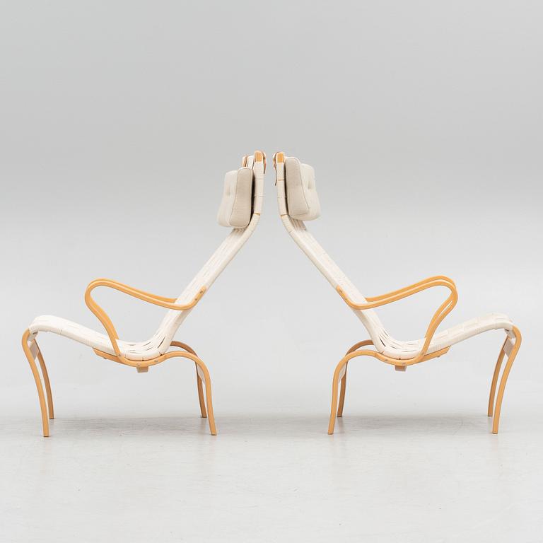 Bruno Mathsson, a pair of "Miranda" armchairs, Bruno Mathsson International, 1998.