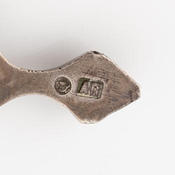 Costume jewellery and a kovsh, silver, three pieces, Russia.