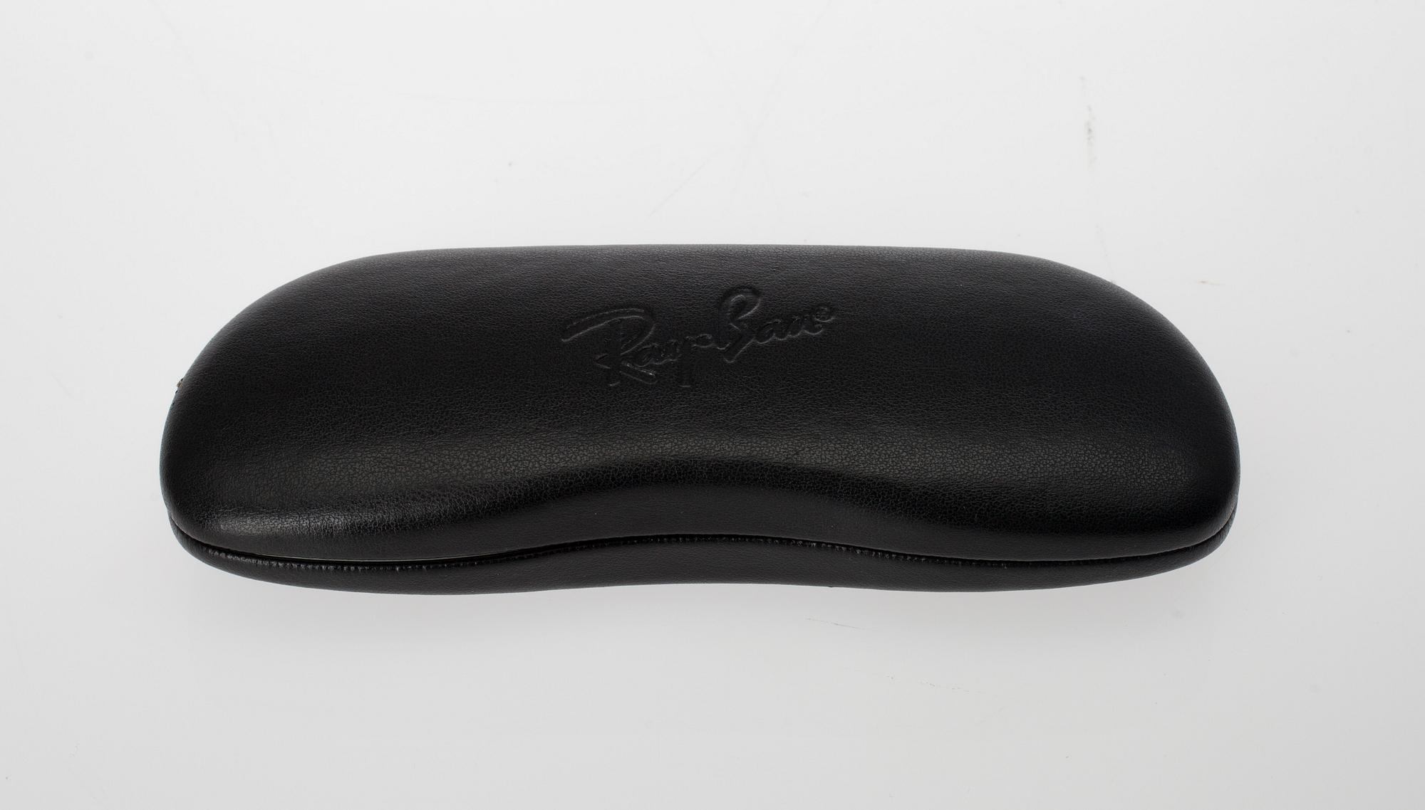 SOLGLASÖGON, "Rituals W2545", Ray Ban.