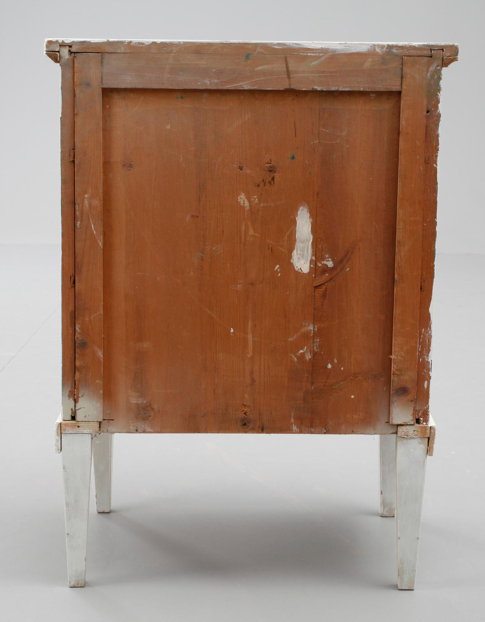 BYRÅ, sengustaviansk stil, omkring 1900.