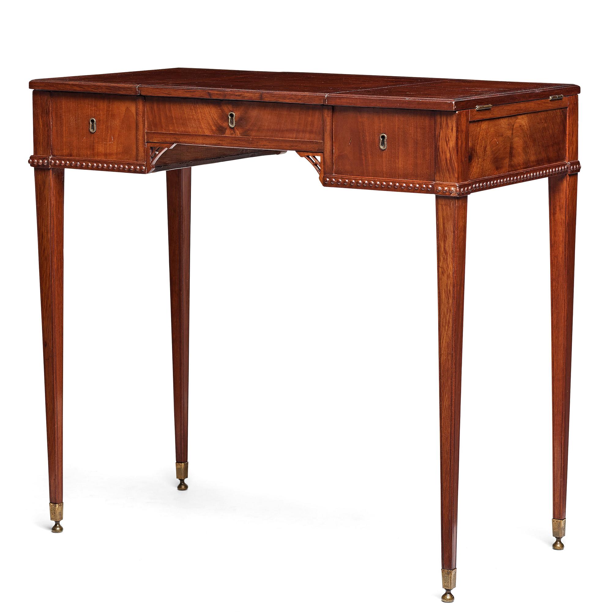 A late Gustavian table (table à poudre), late 18th century.