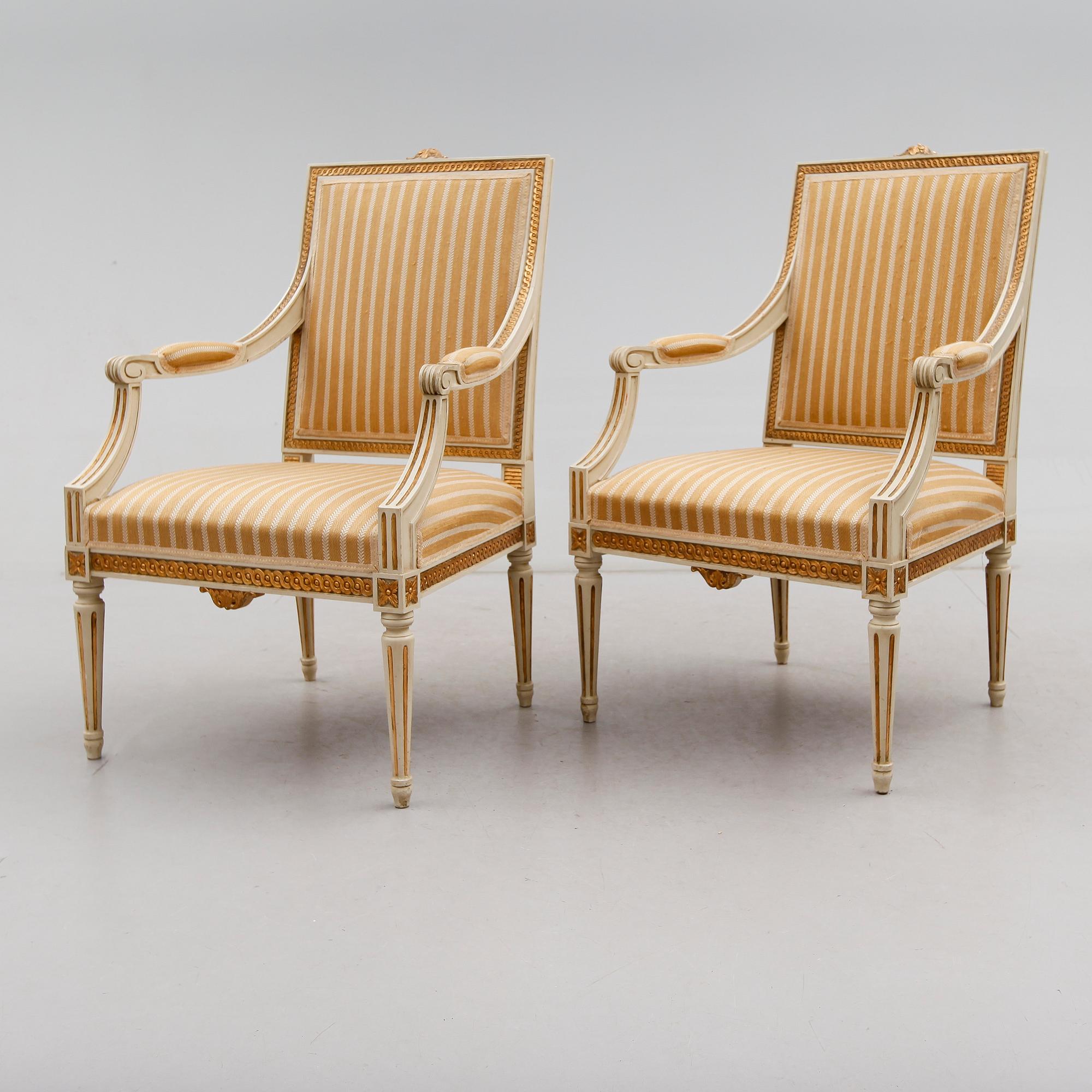 KARMSTOLAR, 1 par, gustaviansk stil, 1900-talets första hälft.