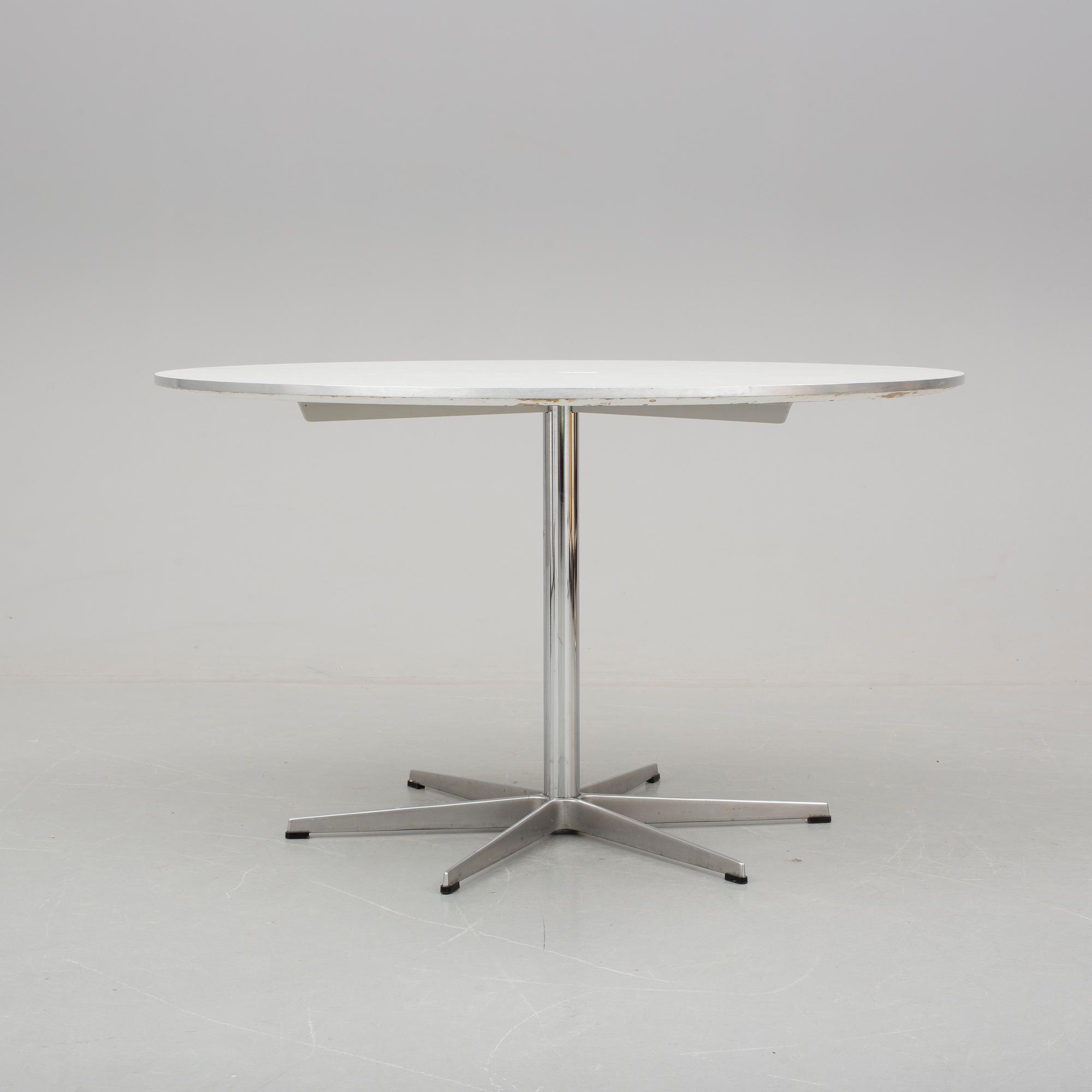 PIET HEIN, ARNE JACOBSEN och BRUNO MATHSSON för Fritz Hansen, "A825", bord, Danmark, 1987.
