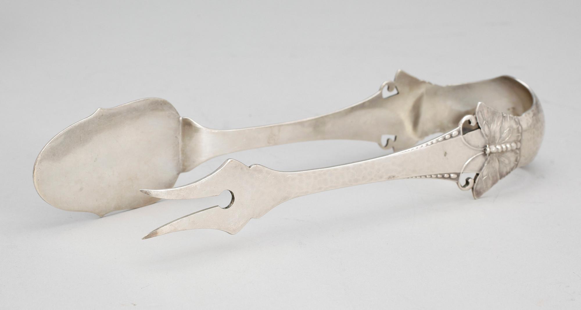 PARTI SILVER, 12 delar, tot vikt ca 322 gram, bl a CG Hallberg, Stockholm, dat 1926.