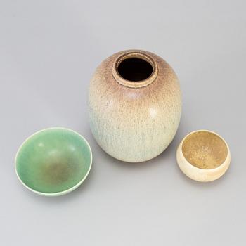 A SVEN WEJSFELTS, two bowls and a vase. Unique, signed.