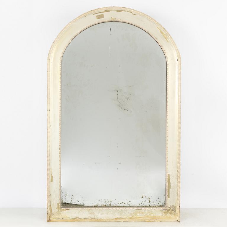 A mirror, 19th Century.