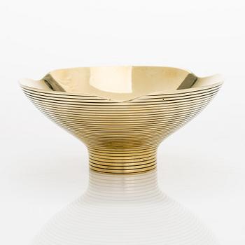 Paavo Tynell, a bronze bowl for Taito.